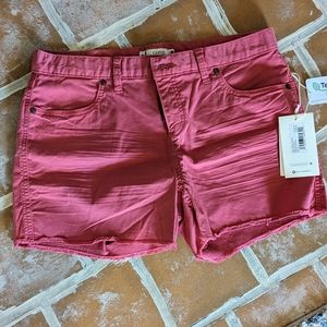 NWT Carve Designs Oahu Twill Short Light Red size 8